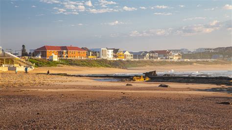 merewether beach accommodation|Merewether Beach Holiday Rentals & Homes .